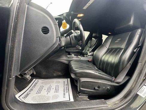 Used 2016 Chrysler 300 S RWD image 11