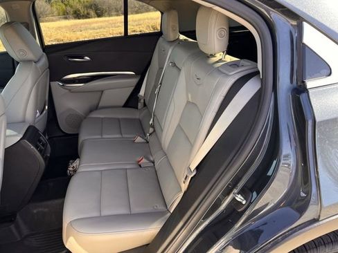 Certified 2021 Cadillac XT4 Luxury w/ Cold Weather Package image 28