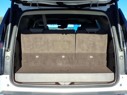Used 2016 GMC Yukon Denali image 23