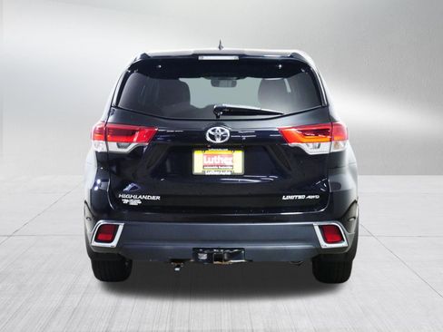 Used 2019 Toyota Highlander Limited Platinum AWD/4WD image 6