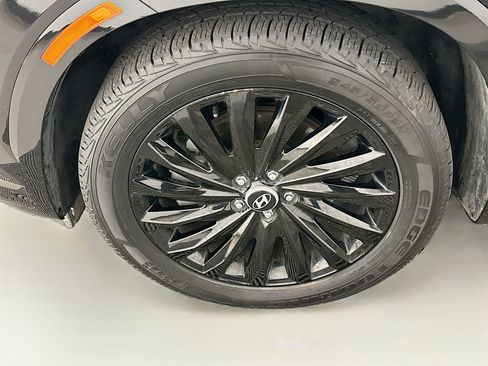 Used 2024 Hyundai Palisade Calligraphy image 11