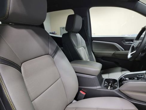 New 2026 Chevrolet Colorado ZR2 AWD/4WD image 15