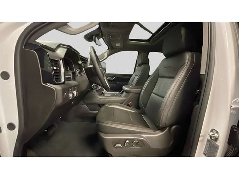 Used 2025 GMC Sierra 2500 Denali w/ Denali Reserve Package AWD/4WD image 12
