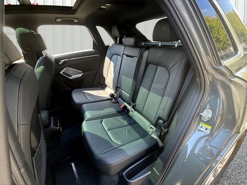 Certified 2025 Audi Q3 2.0T Premium Plus w/ Premium Plus Package image 22