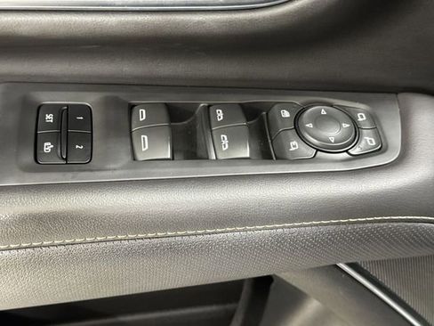 Certified 2023 GMC Yukon XL SLT w/ SLT Luxury Package image 23