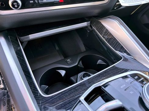 New 2026 BMW X6 xDrive40i w/ Climate Comfort Package image 32