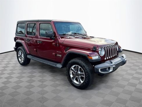 Used 2021 Jeep Wrangler Unlimited Sahara image 4