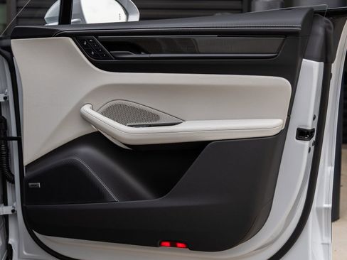 New 2025 Porsche Macan Turbo Electric image 44