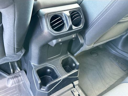 Used 2021 Jeep Gladiator Sport AWD/4WD image 28