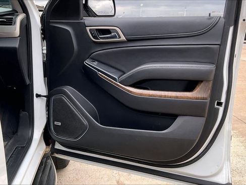 Used 2018 GMC Yukon XL Denali image 21