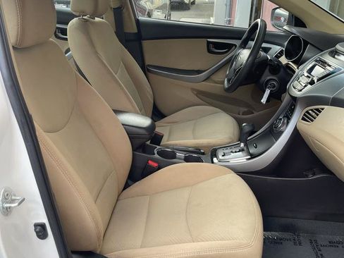 Used 2013 Hyundai Elantra GLS w/ Preferred Pkg FWD image 17