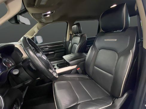 Used 2020 RAM 1500 Laramie AWD/4WD image 9