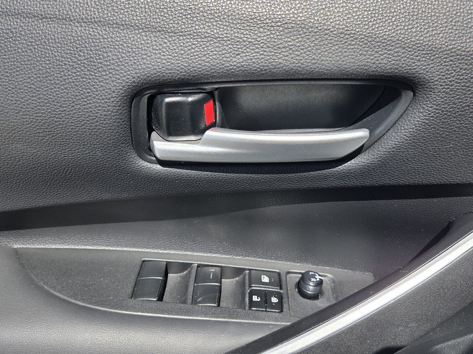 Certified 2022 Toyota Corolla SE FWD image 12