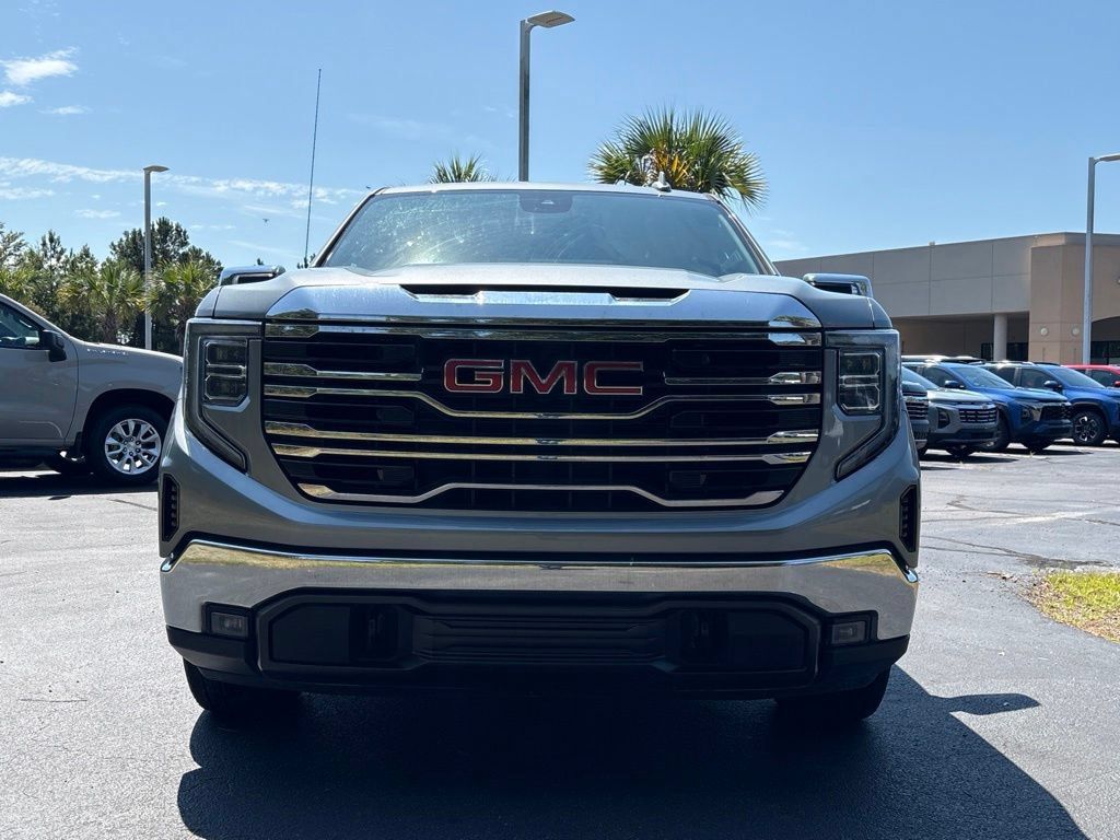 Used 2024 GMC Sierra 1500 SLT RWD image 2
