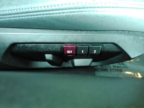 Used 2019 BMW i8 Roadster image 26