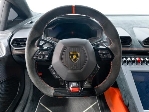 Used 2023 Lamborghini Huracan STO RWD image 84