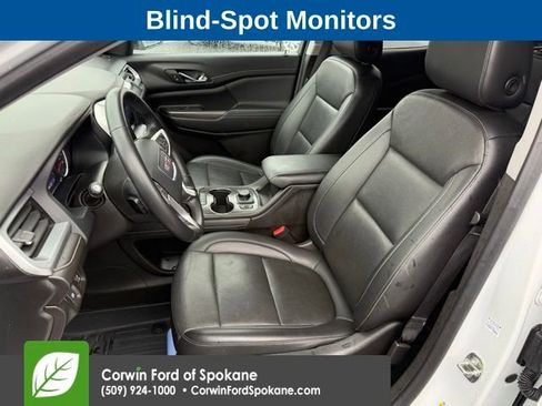Used 2023 GMC Acadia SLT AWD/4WD image 2