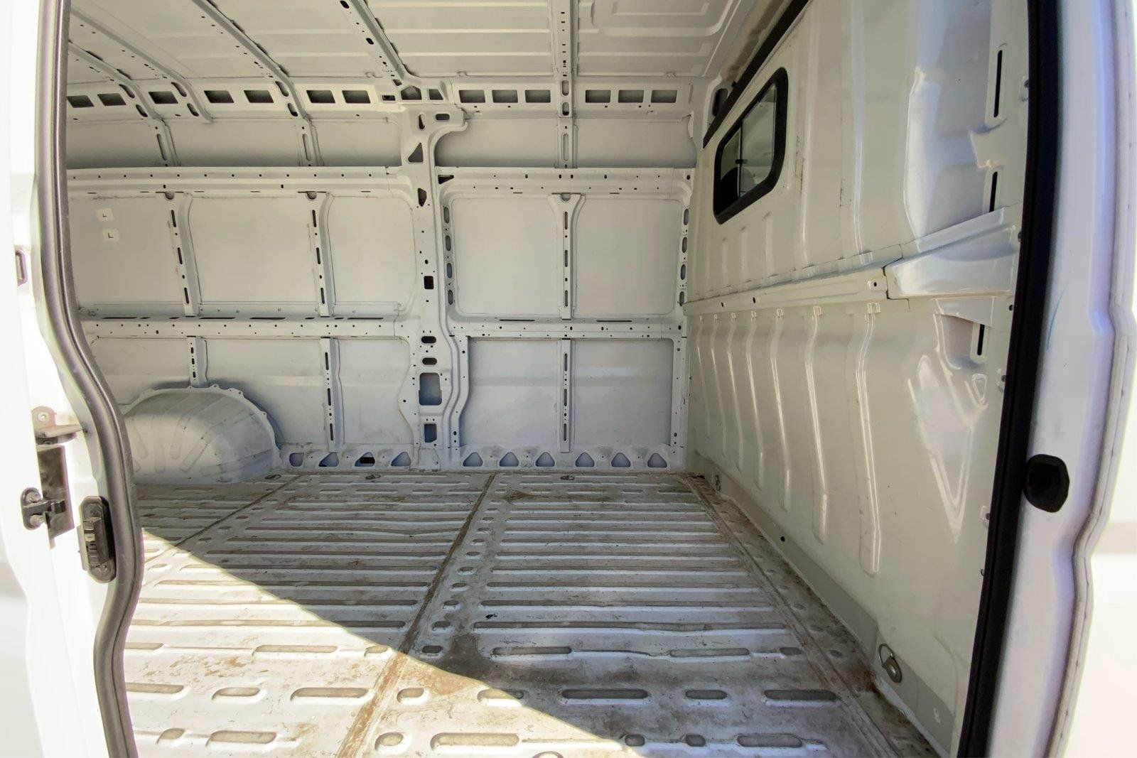 Used 2025 RAM ProMaster 3500 w/ Convenience Group FWD image 11