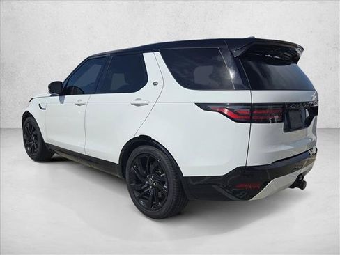 Certified 2025 Land Rover Discovery Dynamic SE AWD/4WD image 7