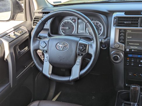 Used 2023 Toyota 4Runner Limited image 13