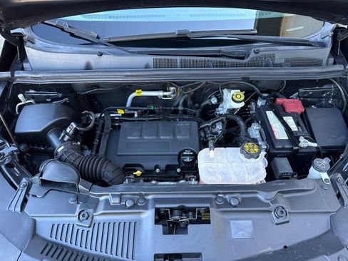 Used 2021 Chevrolet Trax LT image 26