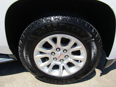 Used 2015 GMC Yukon SLE w/ Convenience Package RWD image 7