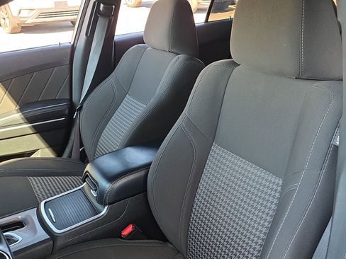 Used 2023 Dodge Charger SXT image 12