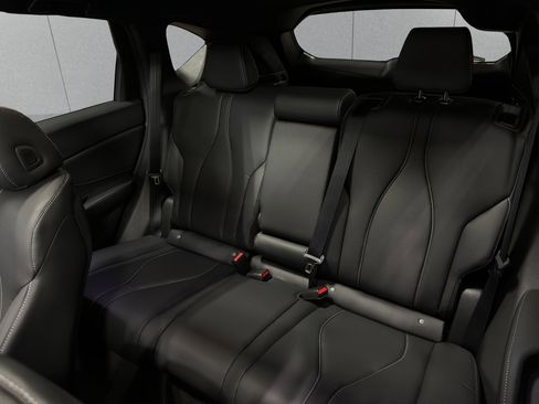 New 2026 Acura RDX SH-AWD image 13