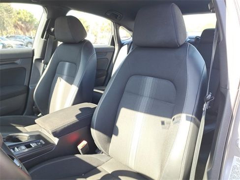 Used 2023 Honda Civic Sport image 18