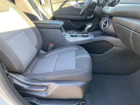 Used 2023 Chevrolet Blazer LT image 31