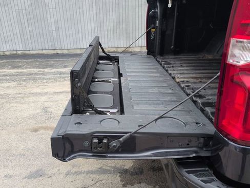 Used 2024 Chevrolet Silverado 1500 LT Trail Boss w/ Convenience Package II image 44