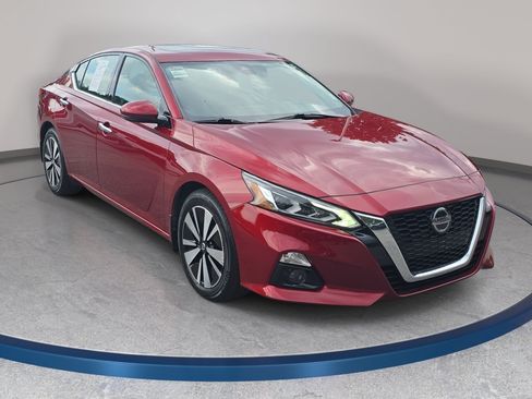 Used 2019 Nissan Altima 2.5 SV FWD image 3