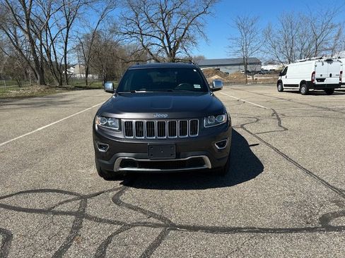 Used 2020 Jeep Grand Cherokee Altitude image 4