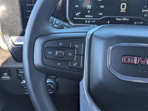 Used 2024 GMC Sierra 1500 SLE image 19