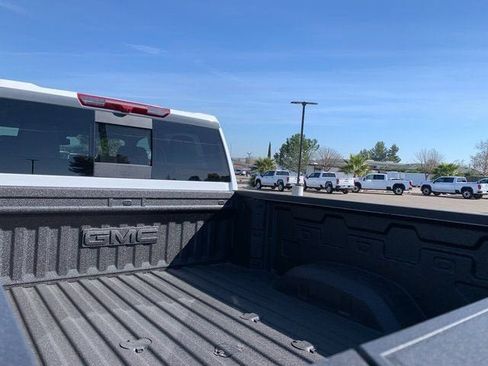 New 2026 GMC Sierra 2500 SLE w/ Max Trailering Package AWD/4WD image 9