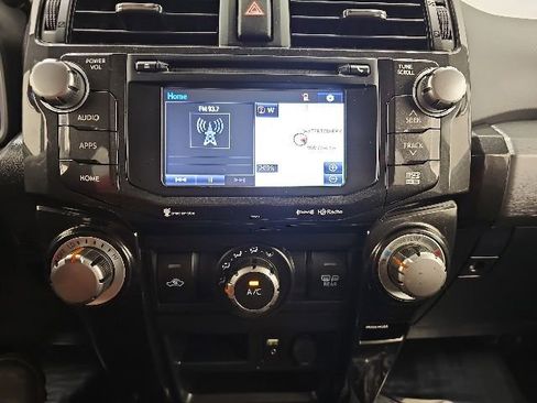 Used 2019 Toyota 4Runner TRD Off-Road Premium AWD/4WD image 24