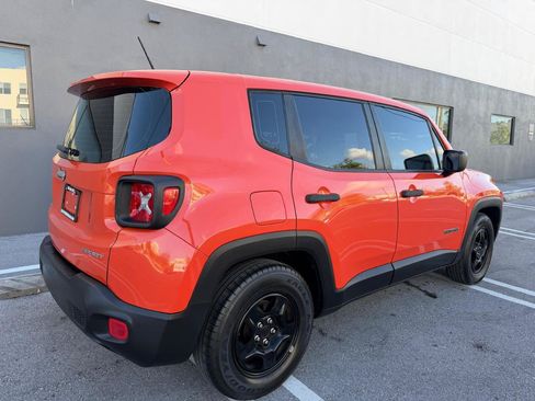 Used 2017 Jeep Renegade Sport w/ Power & Air Group FWD image 13