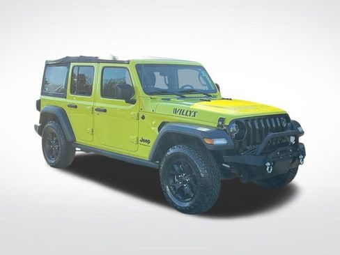Used 2023 Jeep Wrangler Willys image 10