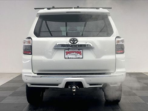 Used 2014 Toyota 4Runner Limited image 3