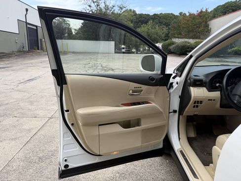 Used 2010 Lexus RX 450h AWD image 36
