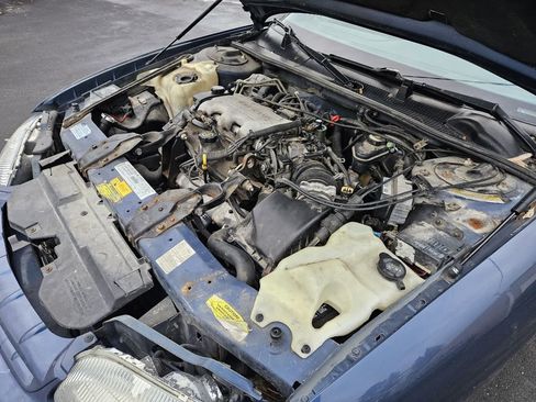 Used 1997 Chevrolet Lumina w/ Preferred Equipment Group 1 image 17