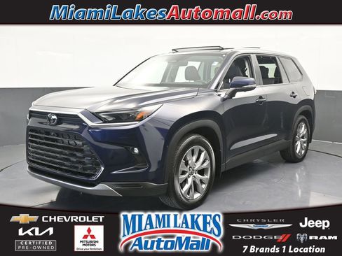Used 2025 Toyota Grand Highlander AWD Hybrid image 1