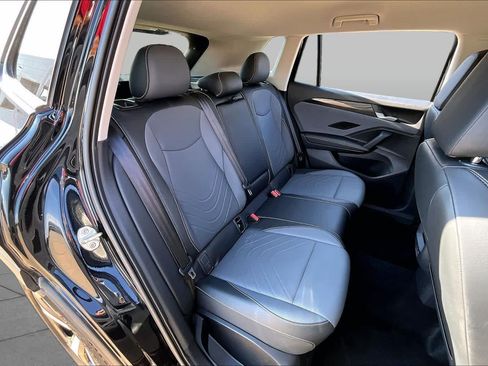 Used 2026 Volkswagen Tiguan SE AWD/4WD image 19