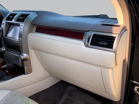 Used 2011 Lexus GX 460 w/ Comfort Plus Pkg AWD/4WD image 18