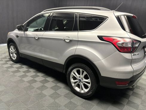 Used 2018 Ford Escape SE AWD/4WD image 16