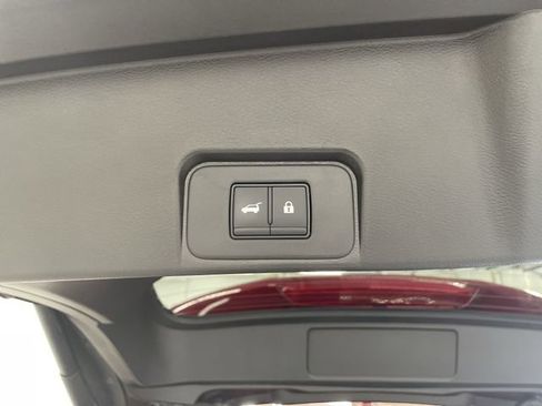 Certified 2024 Nissan Rogue SL image 17