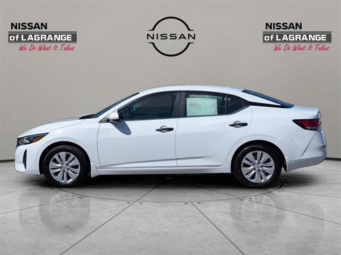New 2025 Nissan Sentra S image 9
