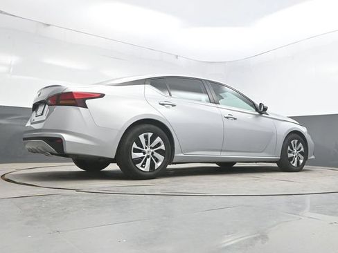 Used 2021 Nissan Altima 2.5 S FWD image 39