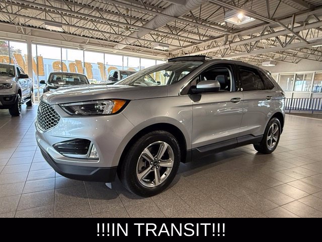 Used 2024 Ford Edge SEL w/ Convenience Package AWD/4WD image 3