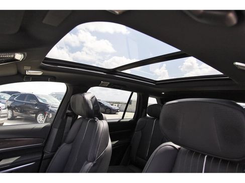 New 2027 Cadillac Vistiq Luxury AWD/4WD image 24